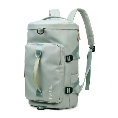 Les sacs marins au gymnase de femmes d'affaires voyagent compartiment de chaussure de sac marin