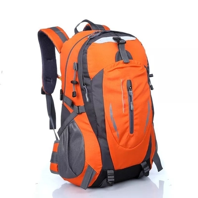 Femmes trimardantes légères trimardantes imperméables de sac à dos du sac à dos 0.8kg de la montagne 40L