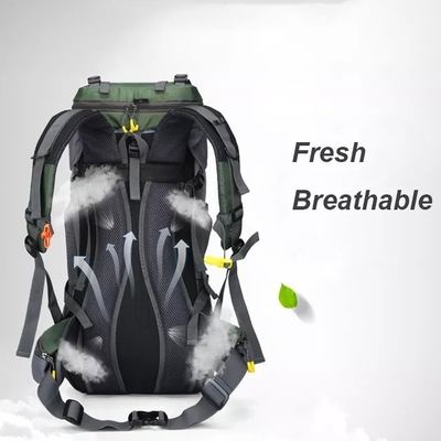 la hausse imperméable du poids léger 60L baladent les sacs à dos antipluies de 70cm