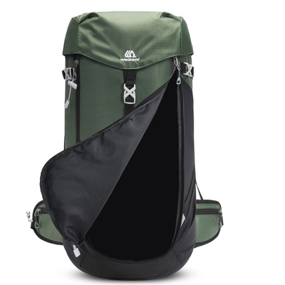 Nylon campant ultra-léger de sac à dos d'ODM du sac à dos 50L imperméable extérieur