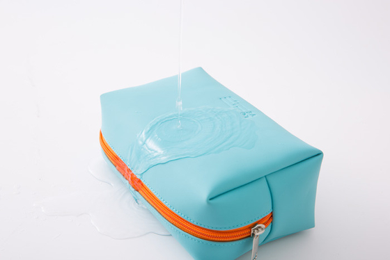 Unité centrale mate accrochant le sac multifonctionnel de stockage de maquillage de sac cosmétique grande capacité