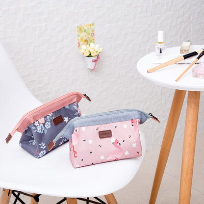 Mode accrochant le sac cosmétique avec le sac de dame Cute Portable à article de toilette de tirette