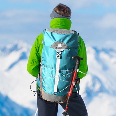 Sac à dos de hausse tactique militaire de 1,8 pouces sac à dos extérieur imperméable de voyage de 50 litres