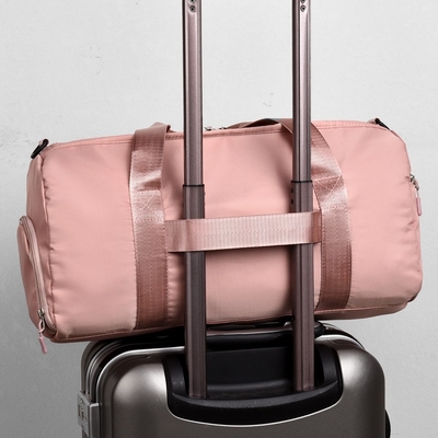 Le sac final de gymnase de week-end folâtre le sac marin avec la poche humide de compartiment de chaussure