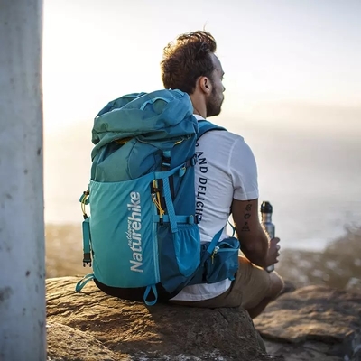 Sac imperméable léger de trekking de montagne du sac à dos 60cm du polyester 0.1kg