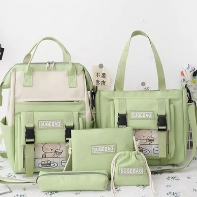 Le sac à dos vert place les filles durables de cartable d'étudiants d'ordinateur portable