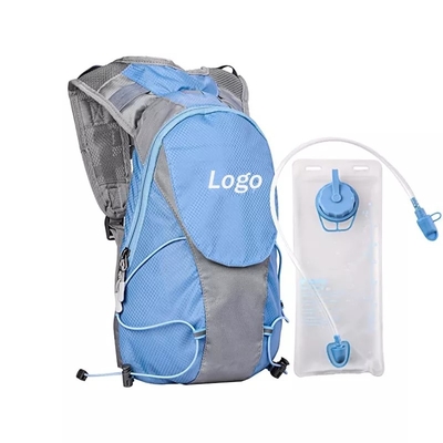 Hommes de déplacement trimardants imperméables de gilet léger d'hydratation du sac à dos 0.1kg d'OIN 2L